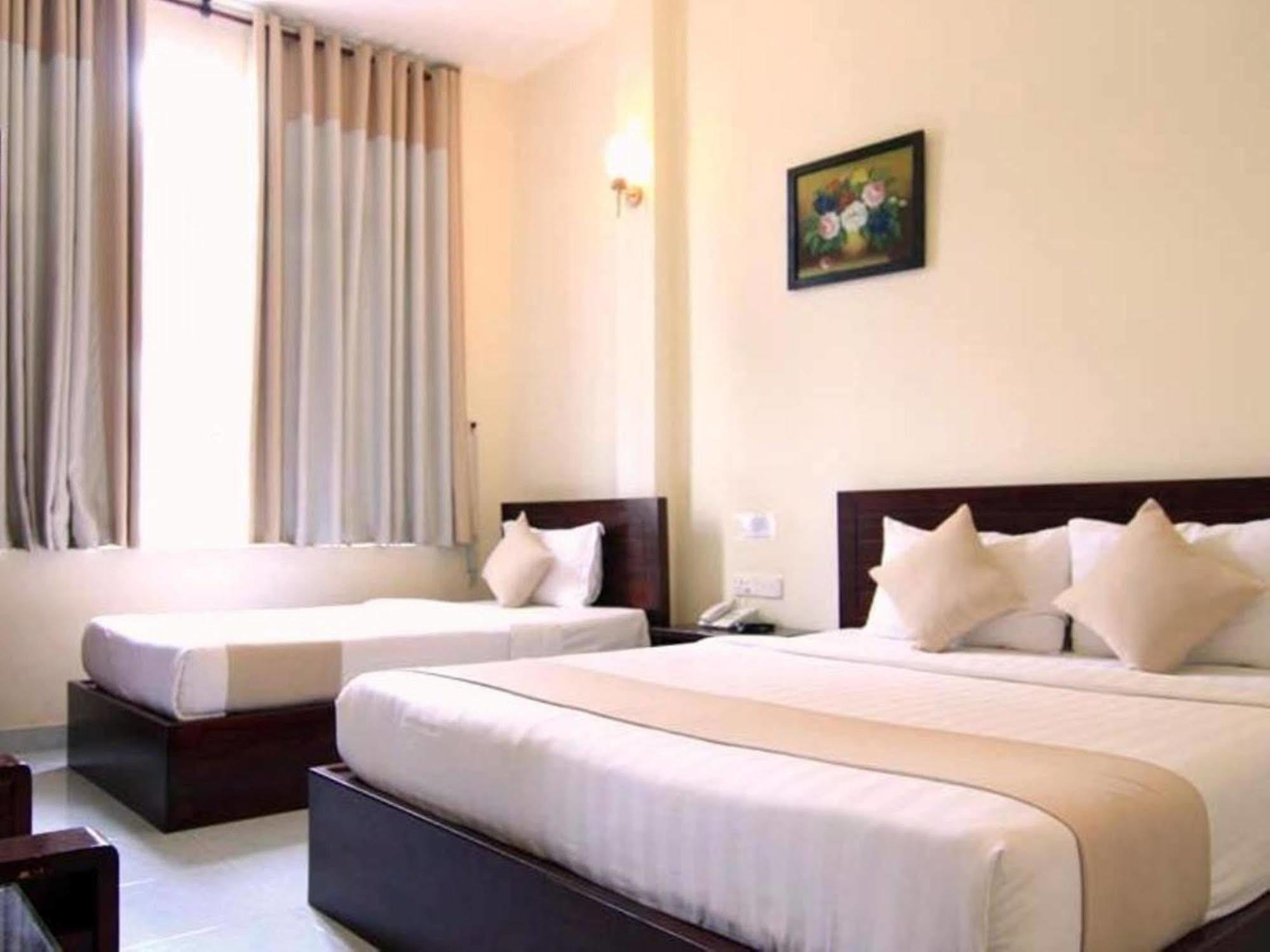 Oyo 438 Small Bay Hotel Πόλη Χο Τσι Μινχ Εξωτερικό φωτογραφία
