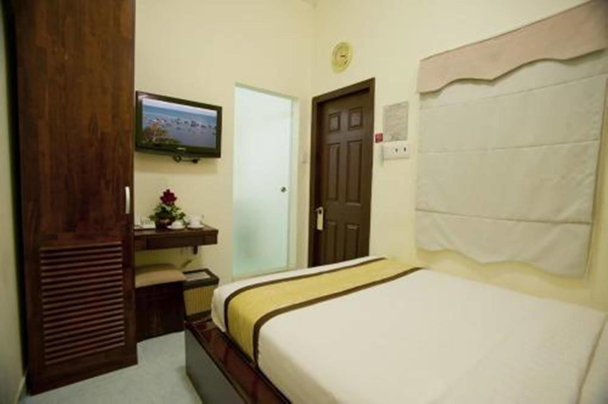 Oyo 438 Small Bay Hotel Πόλη Χο Τσι Μινχ Εξωτερικό φωτογραφία