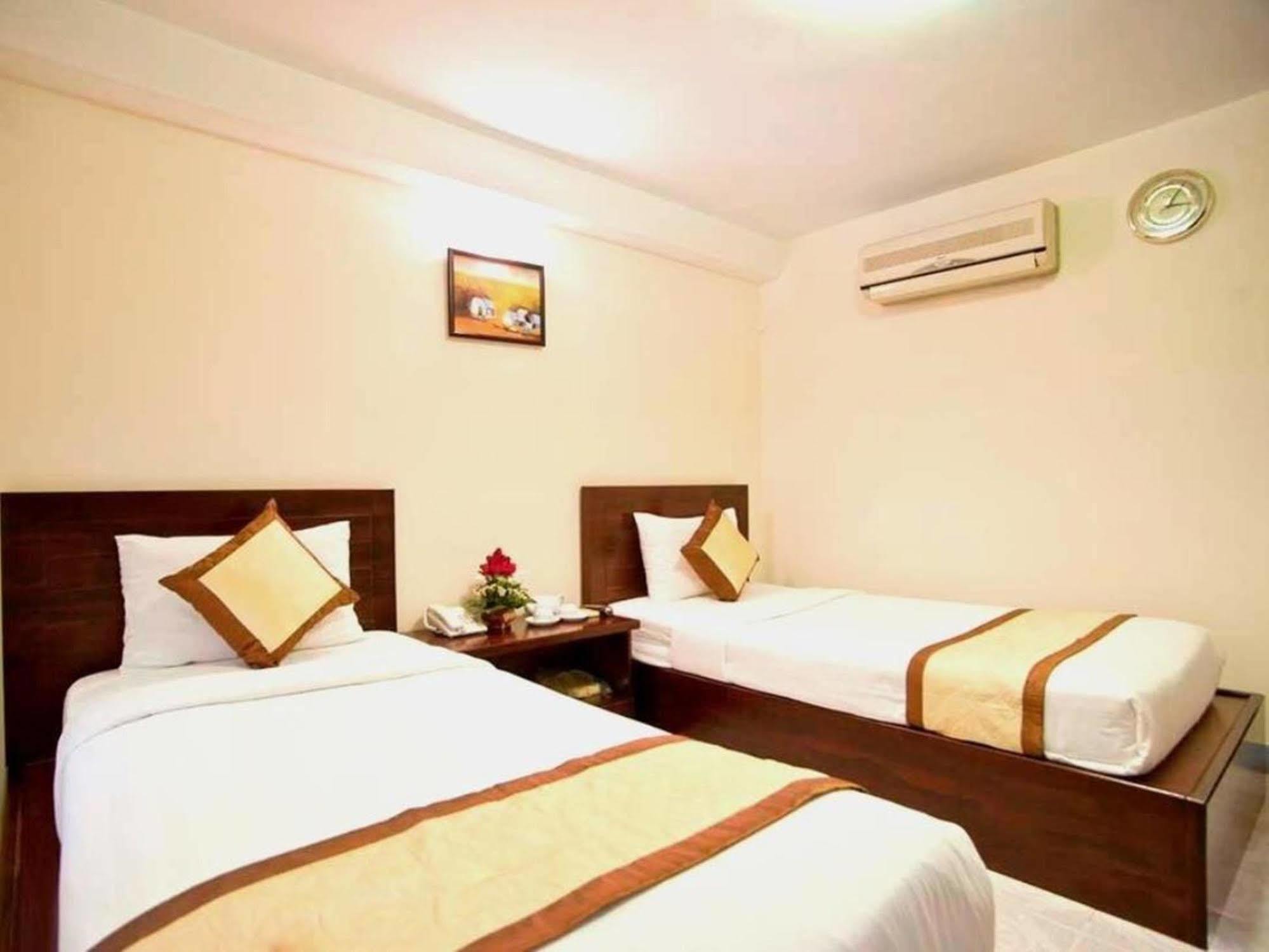 Oyo 438 Small Bay Hotel Πόλη Χο Τσι Μινχ Εξωτερικό φωτογραφία